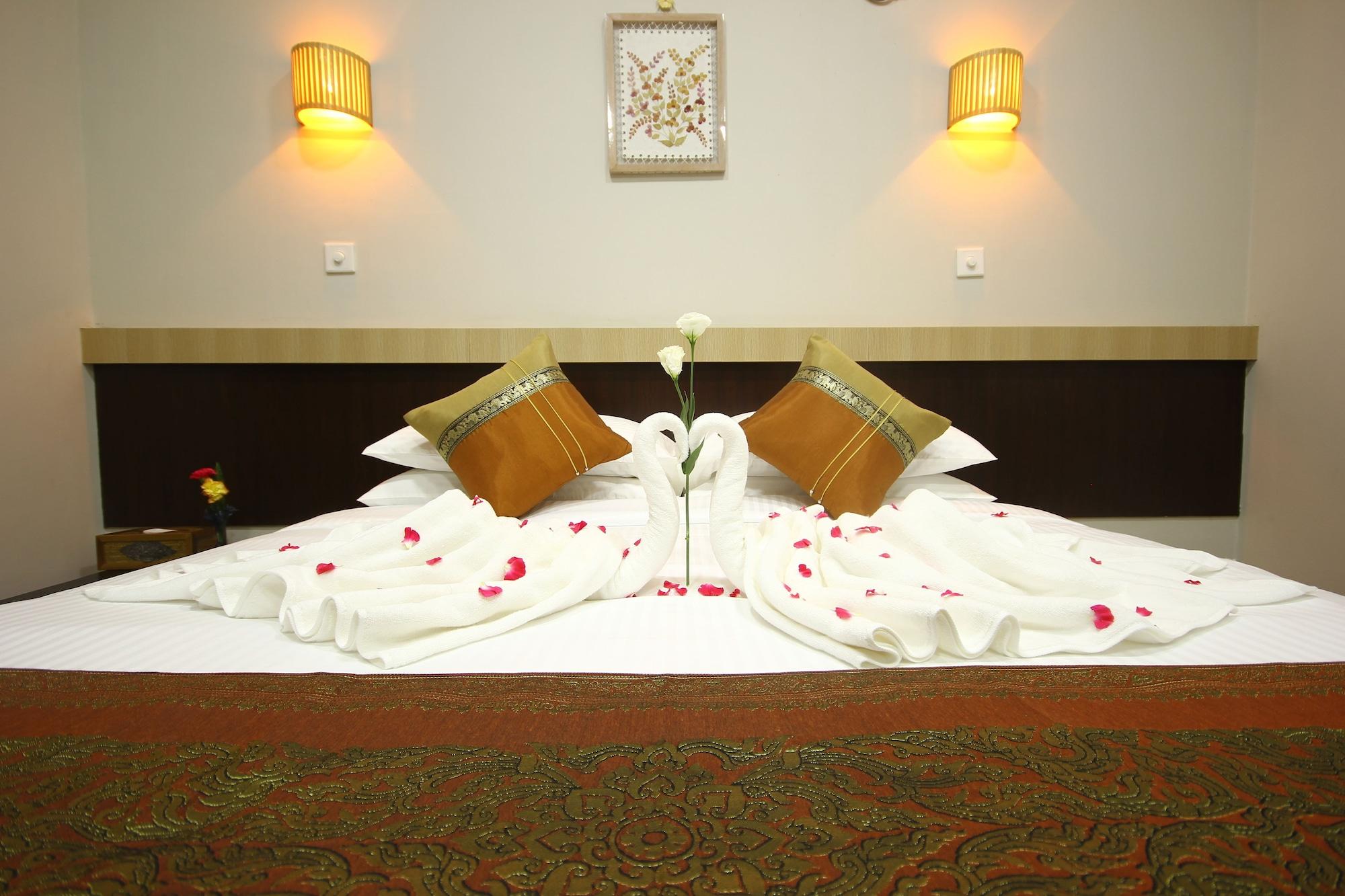Immana Grand Inle Hotel Nyaungshwe Exteriör bild