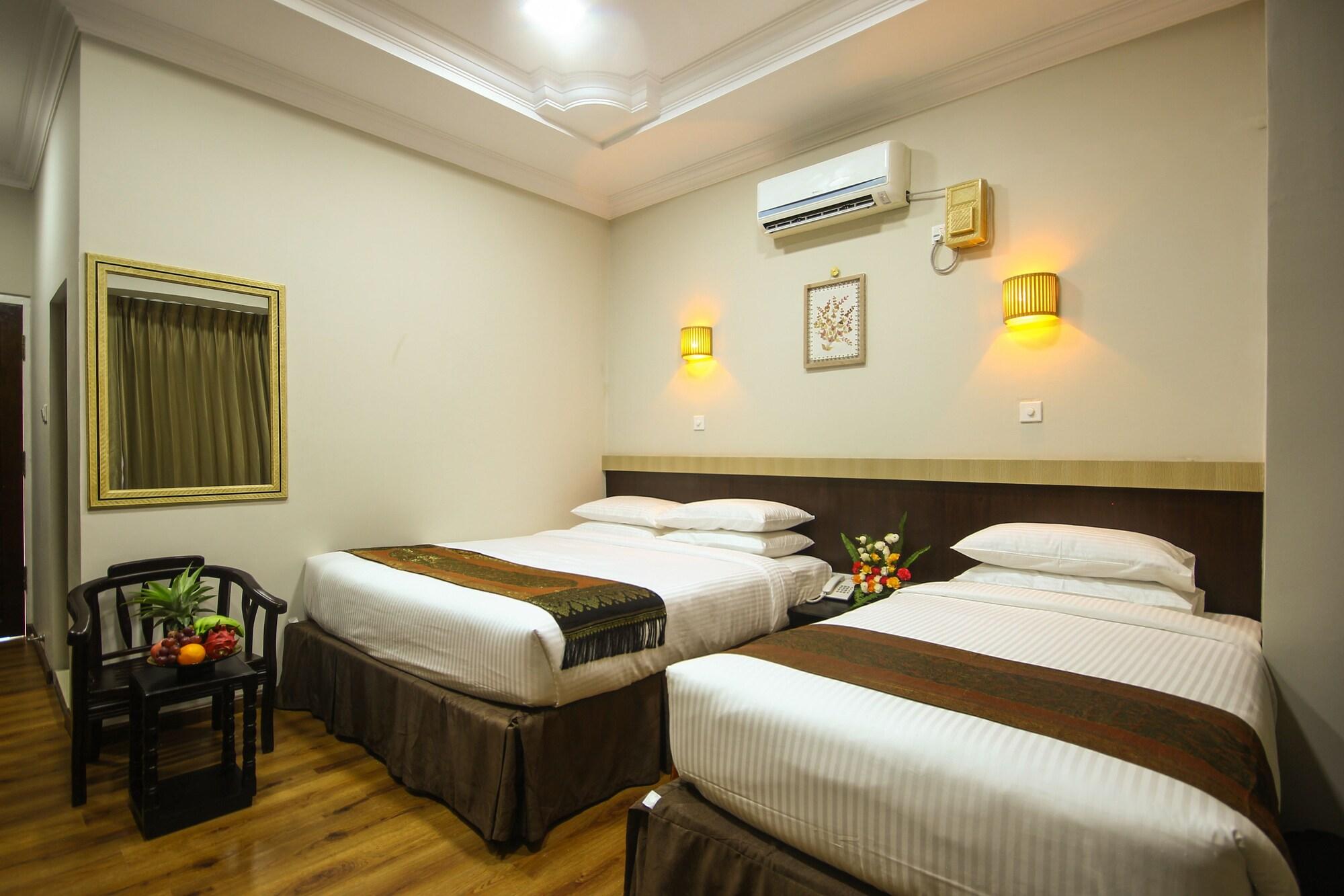 Immana Grand Inle Hotel Nyaungshwe Exteriör bild