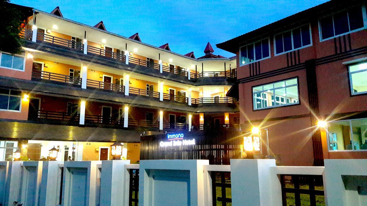 Immana Grand Inle Hotel Nyaungshwe Exteriör bild